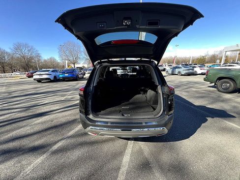 Certified 2023 Nissan Rogue Platinum w/ Platinum Premium Package image 31