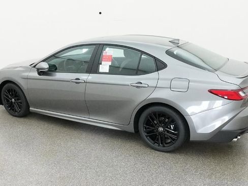 New 2026 Toyota Camry SE FWD image 4