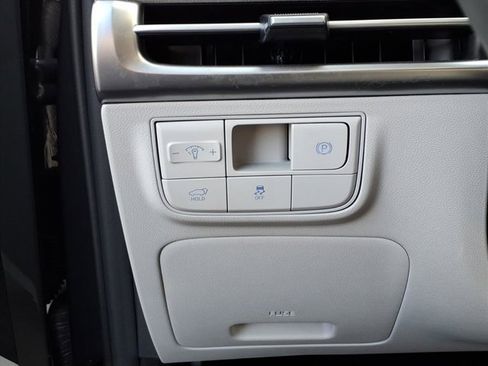 Used 2025 Hyundai Tucson Limited image 20