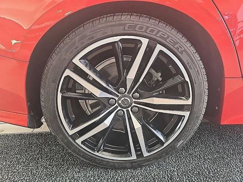 Used 2019 Volvo S60 T6 R-Design image 37