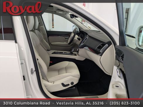 Used 2019 Volvo XC90 T6 Momentum w/ Advanced Package AWD/4WD image 8