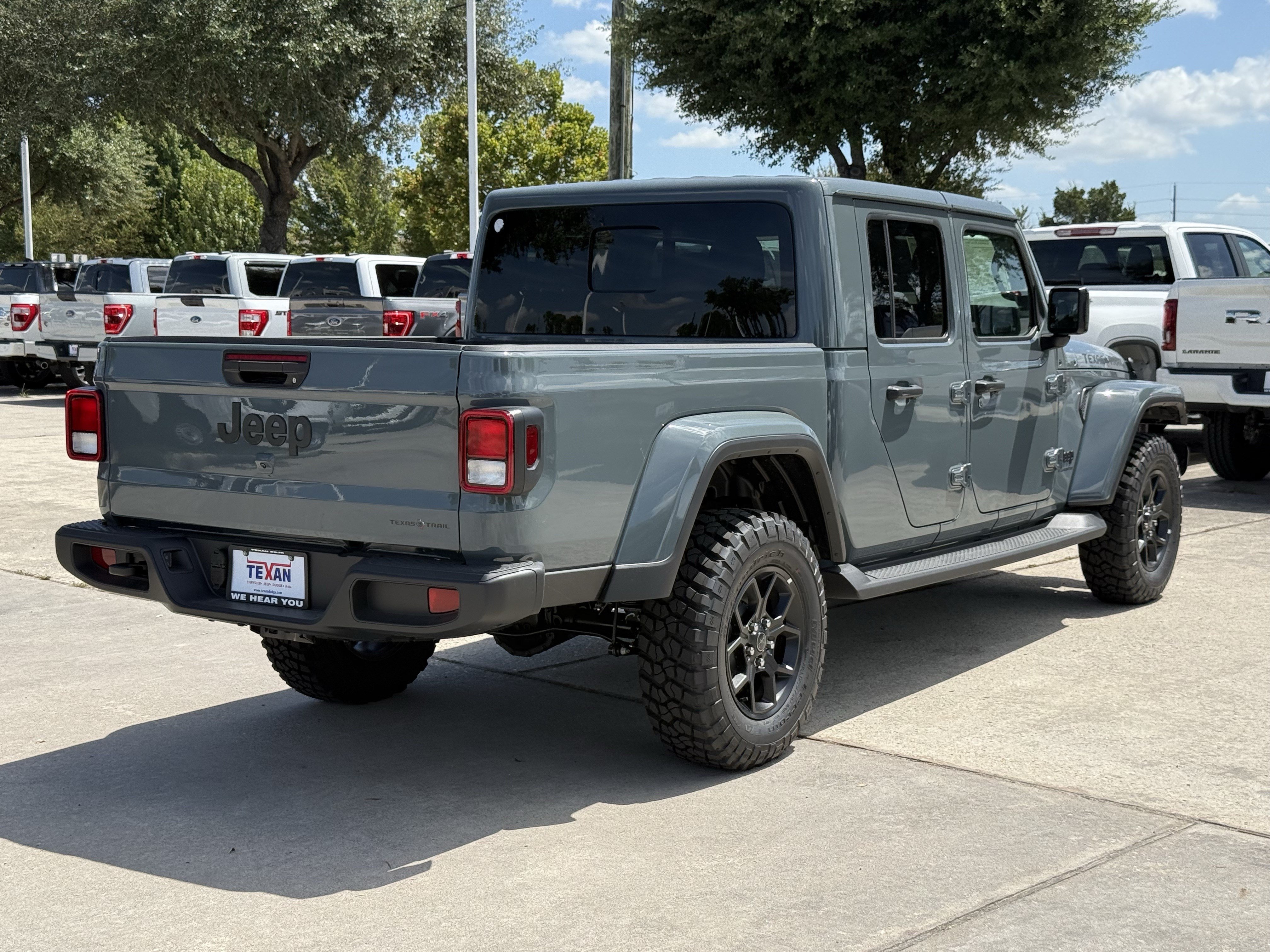New 2026 Jeep Gladiator Mojave AWD/4WD image 5