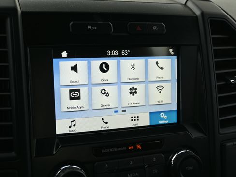 Used 2017 Ford F150 XL w/ Equipment Group 101A Mid image 8