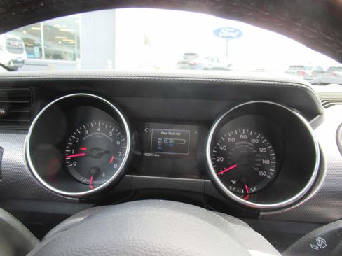 Used 2018 Ford Mustang GT RWD image 24