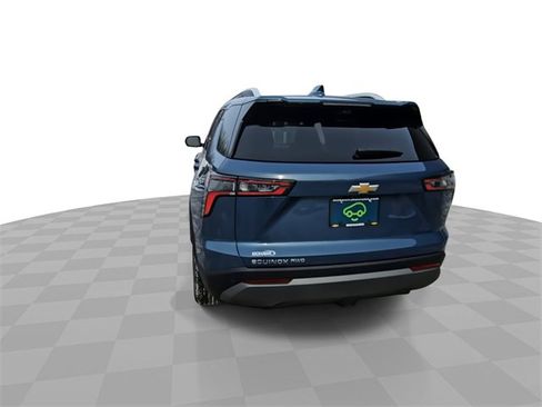 Used 2025 Chevrolet Equinox LT w/ Convenience Package II image 7