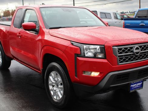 Used 2022 Nissan Frontier SV image 7