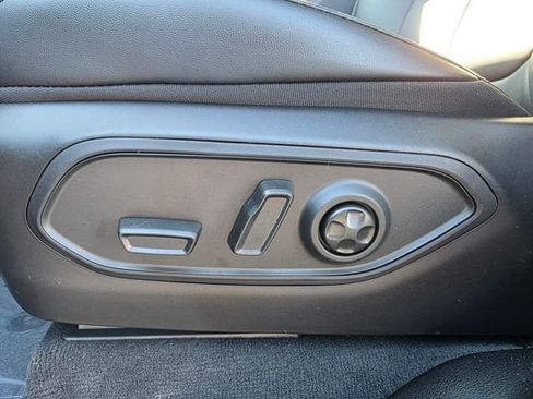 New 2025 Jeep Grand Cherokee Limited image 11