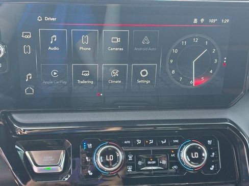 Used 2023 GMC Sierra 1500 AT4 w/ AT4 Premium Package image 19