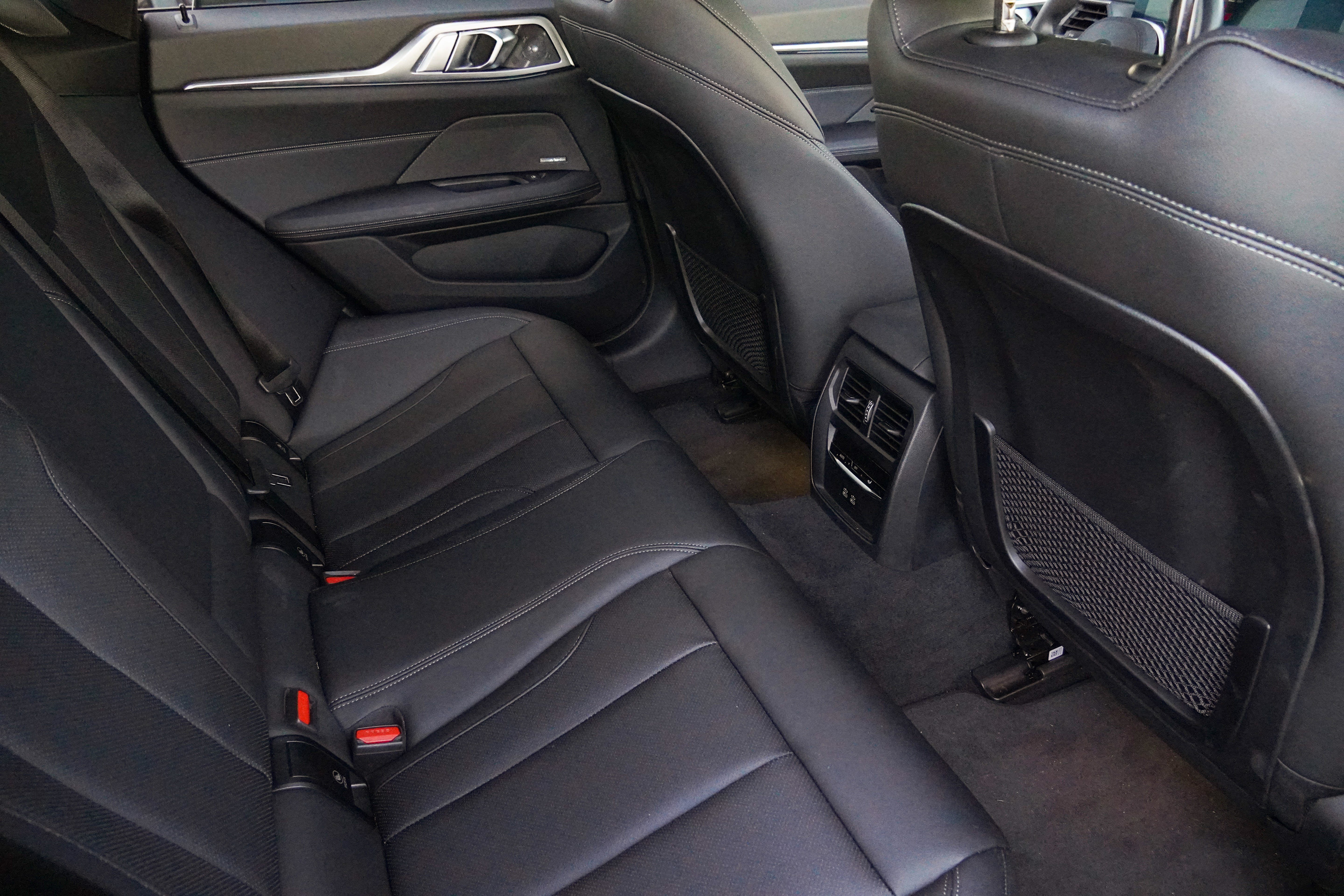 Certified 2023 BMW i4 eDrive40 w/ M Sport Package RWD image 36