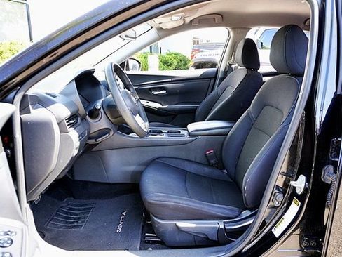 Used 2021 Nissan Sentra S FWD image 16