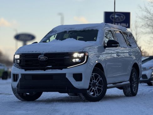 New 2026 Ford Expedition Active image 1