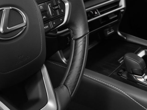 Used 2025 Lexus RX 350h AWD/4WD image 29