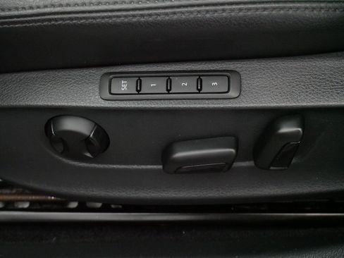 Used 2013 Volkswagen Passat 2.5 SEL Premium FWD image 20