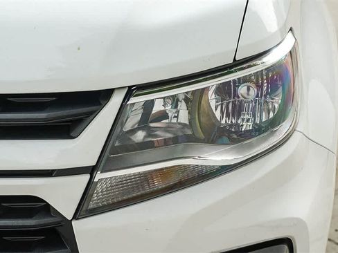 Used 2022 Chevrolet Colorado LT image 8