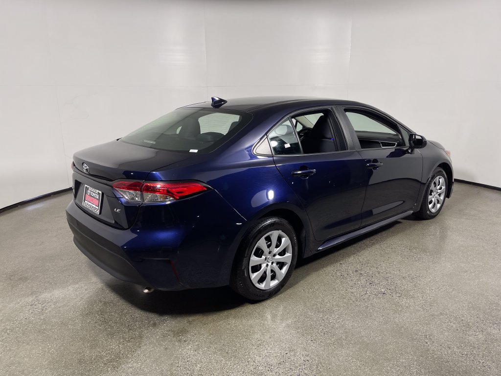 Used 2024 Toyota Corolla LE FWD image 3