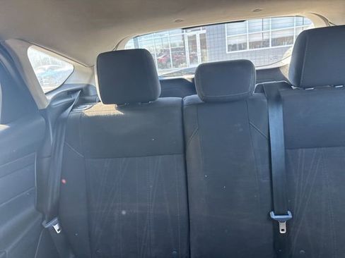 Used 2015 Ford Focus SE w/ SE Sport Package image 22