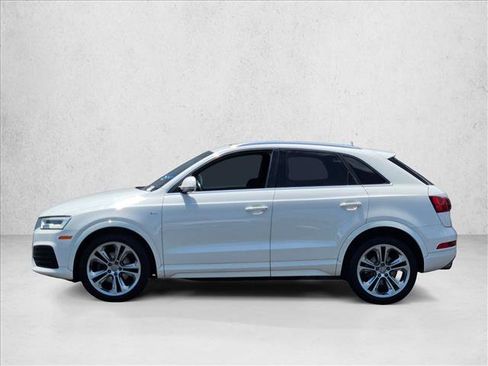 Used 2018 Audi Q3 2.0T Premium Plus w/ Premium Plus Package AWD/4WD image 9