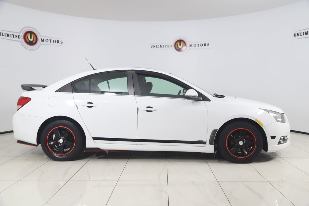 Used 2014 Chevrolet Cruze LT w/ All-Star Edition FWD image 2