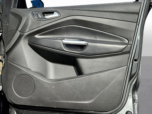 Used 2019 Ford Escape SEL image 22