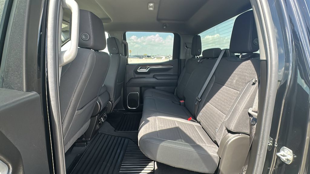 Used 2026 Chevrolet Silverado 1500 RST RWD image 30