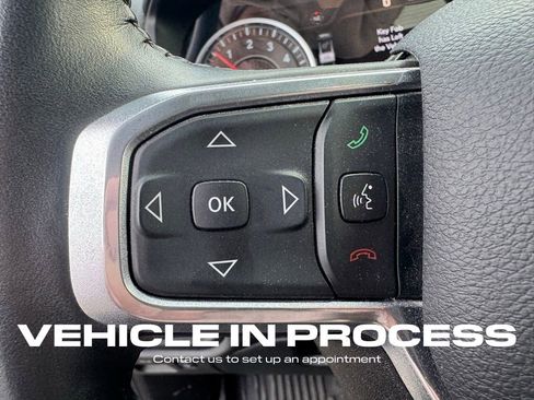 Used 2023 RAM 1500 Laramie AWD/4WD image 16
