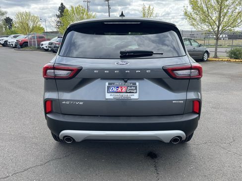 Used 2023 Ford Escape Active AWD/4WD image 4