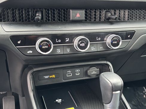 Certified 2025 Honda CR-V Sport-L image 20