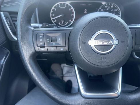 Used 2023 Nissan Rogue S AWD/4WD image 23