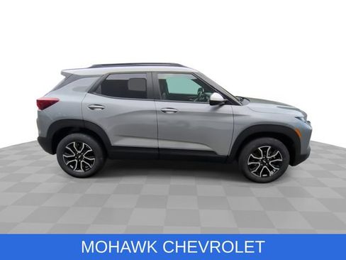 Used 2023 Chevrolet TrailBlazer ACTIV AWD/4WD image 10