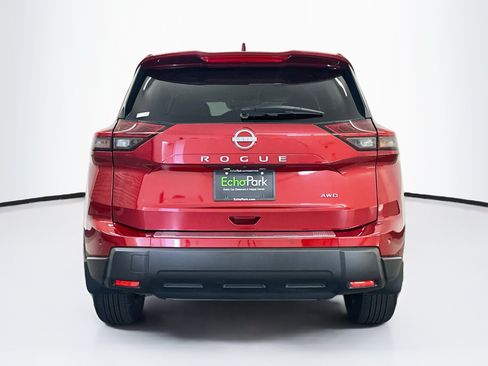 Used 2025 Nissan Rogue SV AWD/4WD image 7