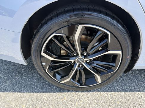 Used 2025 Nissan Altima 2.5 SR FWD image 28