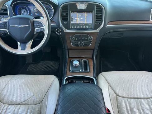 Used 2016 Chrysler 300 C Platinum w/ Safetytec Plus Group image 4