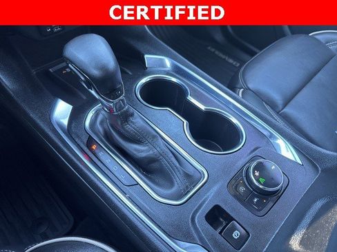 Used 2023 Chevrolet Traverse Premier w/ Redline Edition image 18