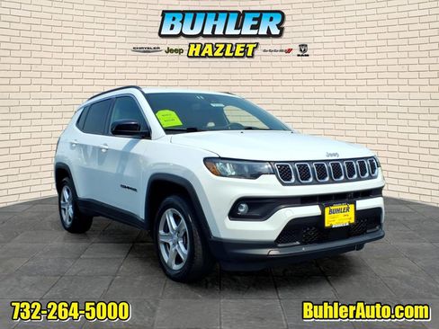Certified 2024 Jeep Compass Latitude AWD/4WD image 1