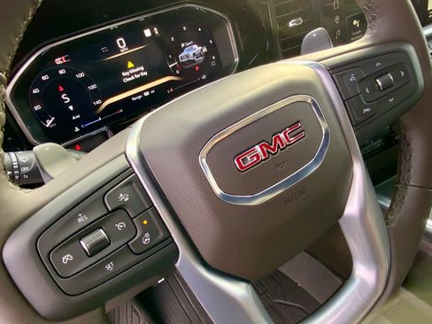 New 2026 GMC Sierra 1500 SLT image 47