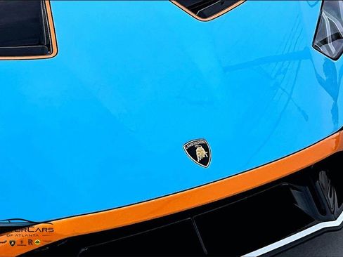 Used 2022 Lamborghini Huracan STO image 26