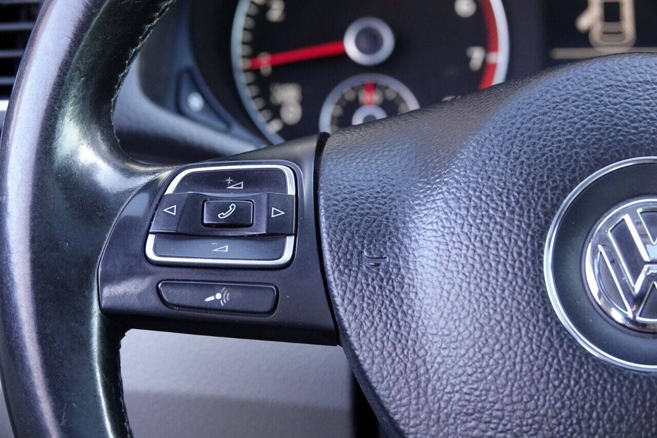 Used 2012 Volkswagen Passat 2.5 SE FWD image 72