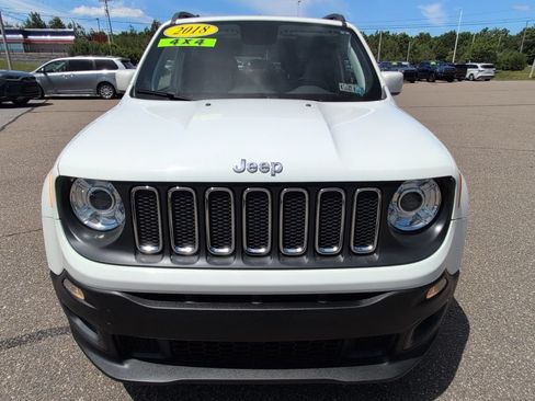 Used 2018 Jeep Renegade Latitude w/ Safety & Security Group AWD/4WD image 11