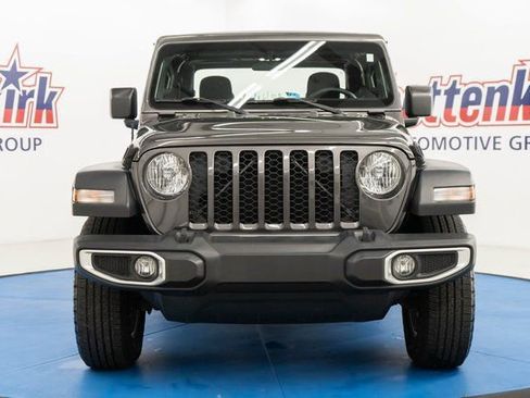 Used 2020 Jeep Gladiator Sport image 8