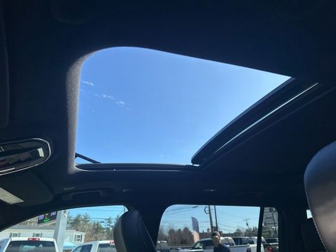 New 2026 Jeep Grand Cherokee L Limited image 25