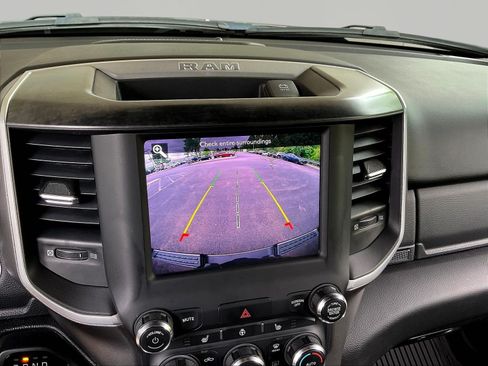 Used 2021 RAM 1500 Big Horn AWD/4WD image 15