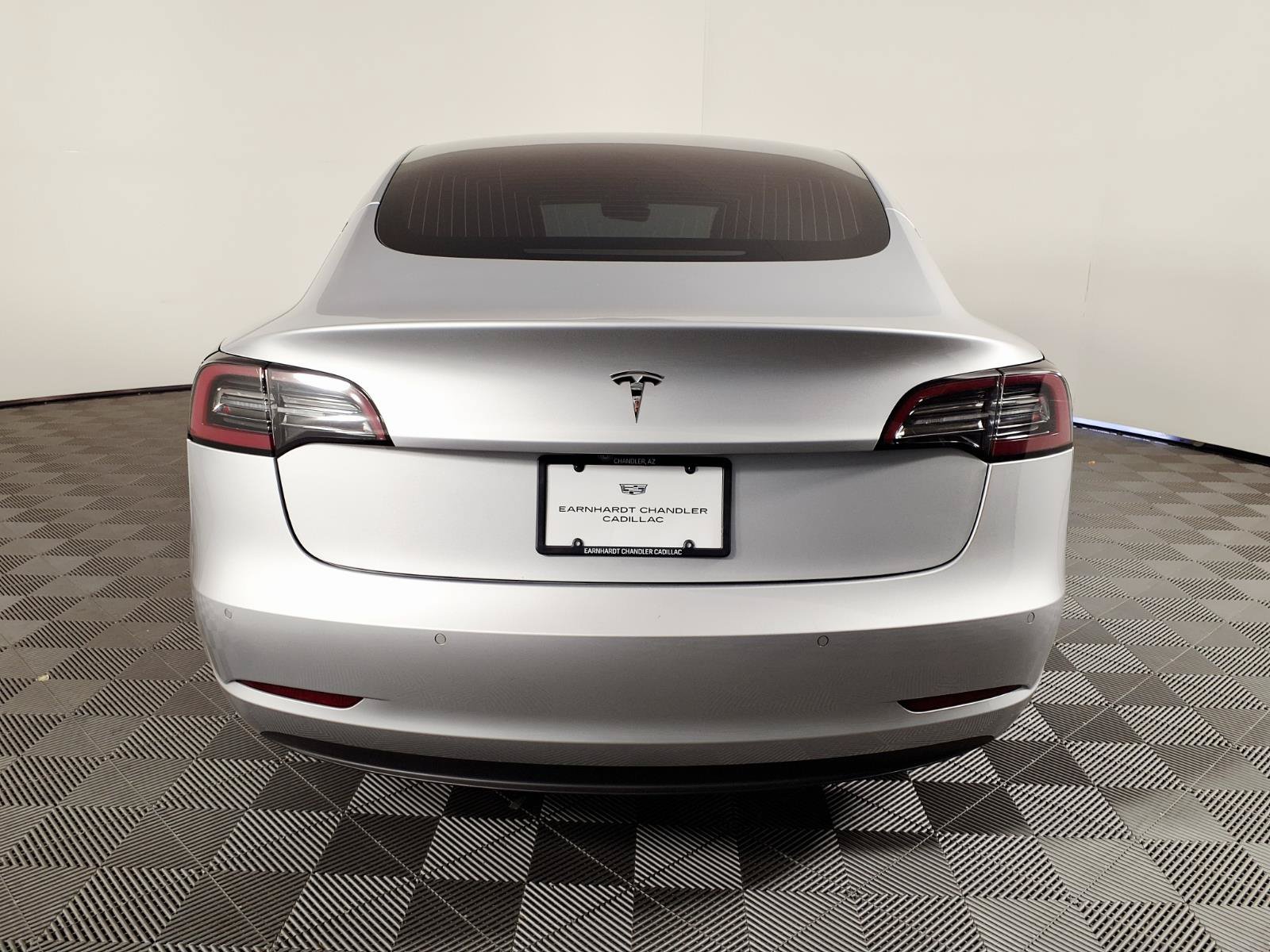 Used 2018 Tesla Model 3 RWD image 5