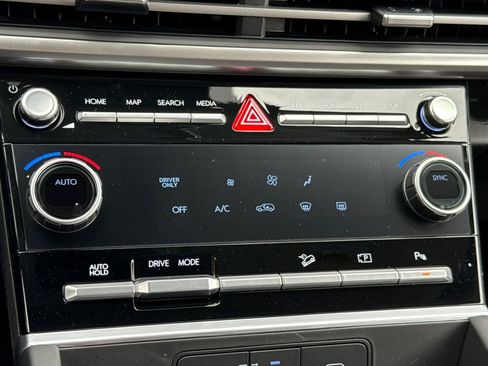 Used 2026 Hyundai Santa Fe SE image 20