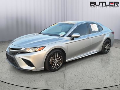Used 2018 Toyota Camry SE w/ Convenience Package