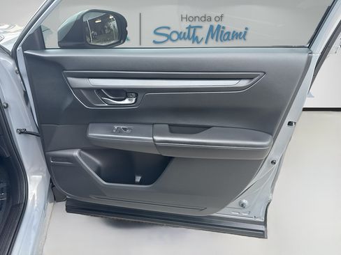 Certified 2025 Honda CR-V LX image 33