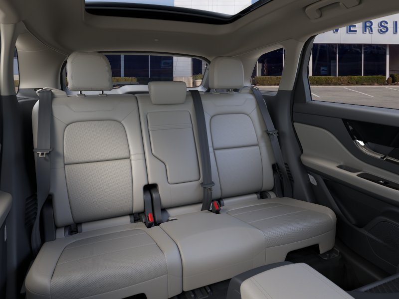 New 2025 Lincoln Corsair Grand Touring w/ Equipment Group 301A AWD/4WD image 11