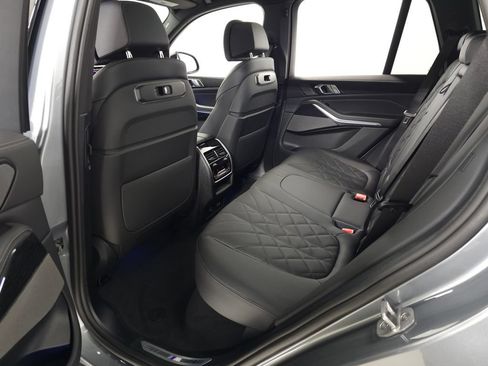Used 2026 BMW X5 xDrive40i w/ M Sport Package AWD/4WD image 31