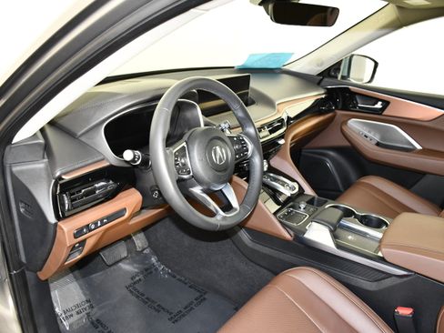 Certified 2024 Acura MDX SH-AWD w/ Technology Package image 37