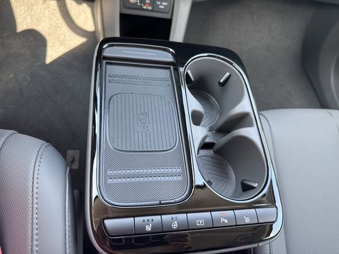 New 2025 Hyundai Ioniq 5 SEL image 31