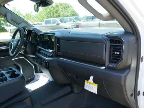 New 2026 Chevrolet Silverado 1500 LT AWD/4WD image 15